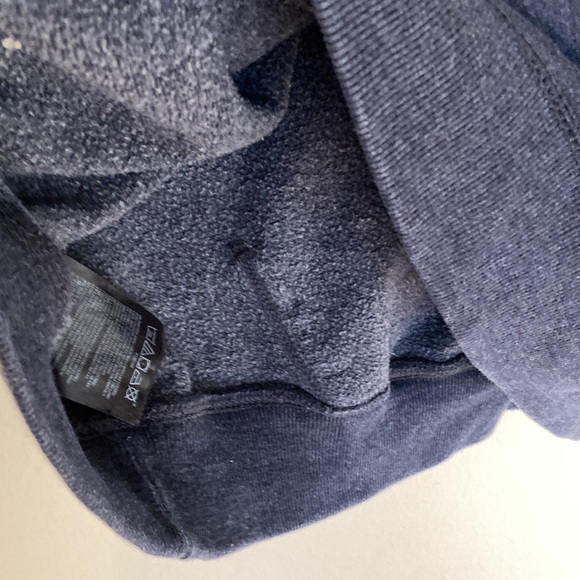 VOLCOM hoodie size L - Picture 9 of 9